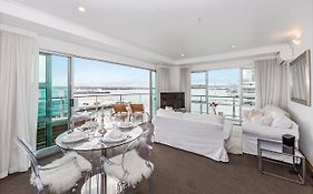 Princes Wharf 2Br Sub-Penthouse